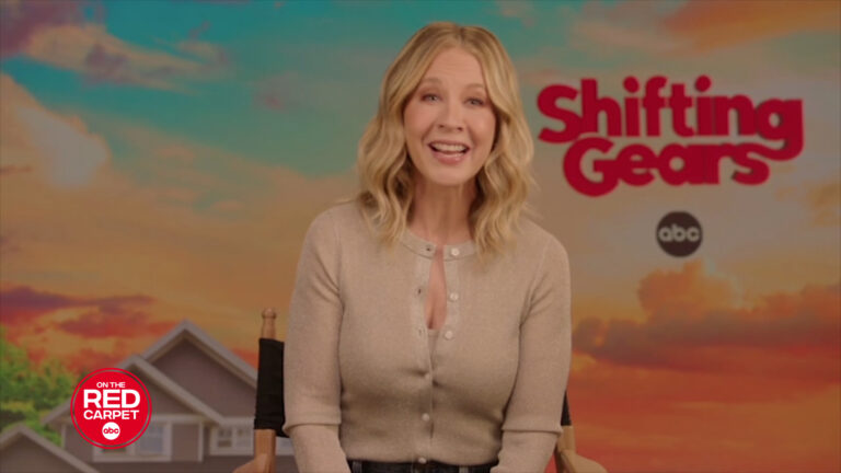 Jenna Elfman is pulling up to 'Shifting Gears' for a guest starring role!
