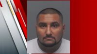 Man accused of shooting outside downtown bars on the run after cutting GPS monitor, SAPD says