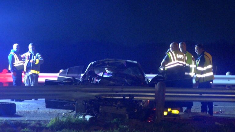 Two drivers injured after multi-vehicle crash on Northwest Side, SAPD says