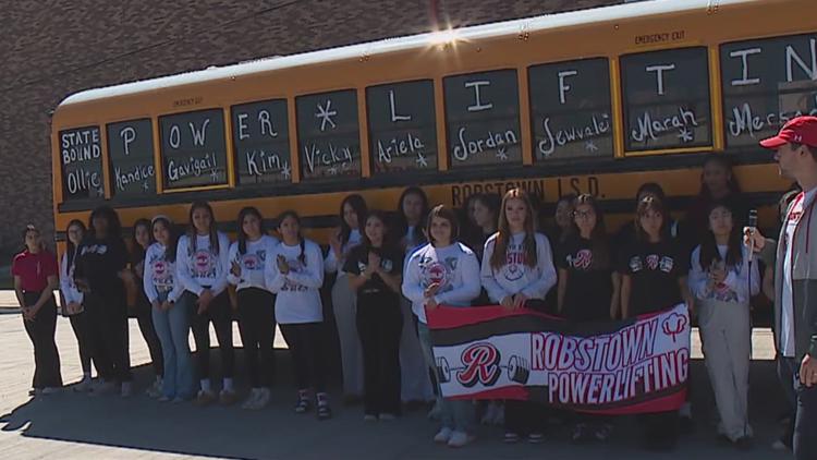 Robstown Early College sends powerlifters off to regionals