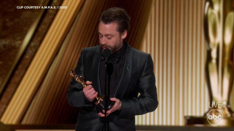 Kieran Culkin delivers hilarious speech about having 4 kids with wife Jazz after Oscar win