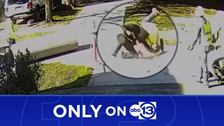 Video shows construction workers fighting off gunman trying to rob them in The Heights area