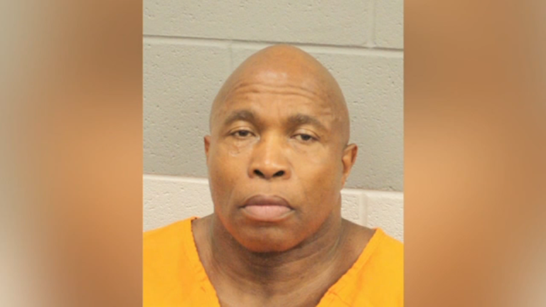 Former Harris Co. deputy acquitted of murder in wife's death accused of stealing $400 from waitress