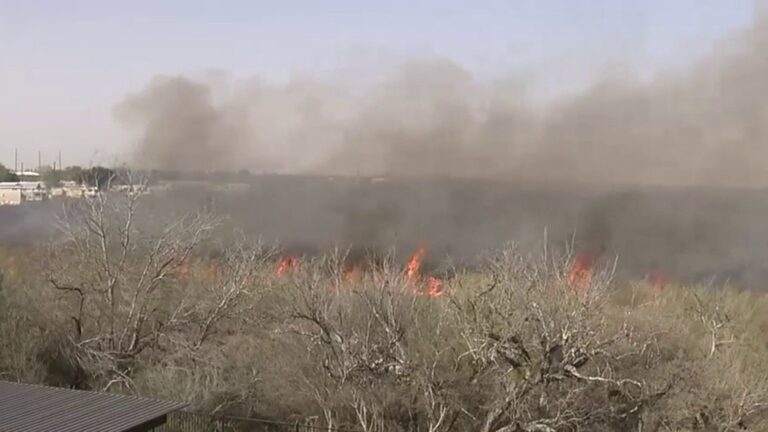 ‘Looked like hell’: Bexar County residents share fears, relief after fires cause evacuations