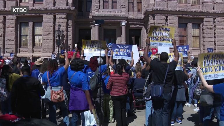 San Antonio educators rally against school choice vouchers at Texas Capitol