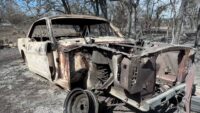 ‘It’s almost enough to make you cry': Crabapple Fire victims share stories, support from neighbors