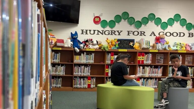 San Antonio third graders surpass goal of reading over 25 million minutes