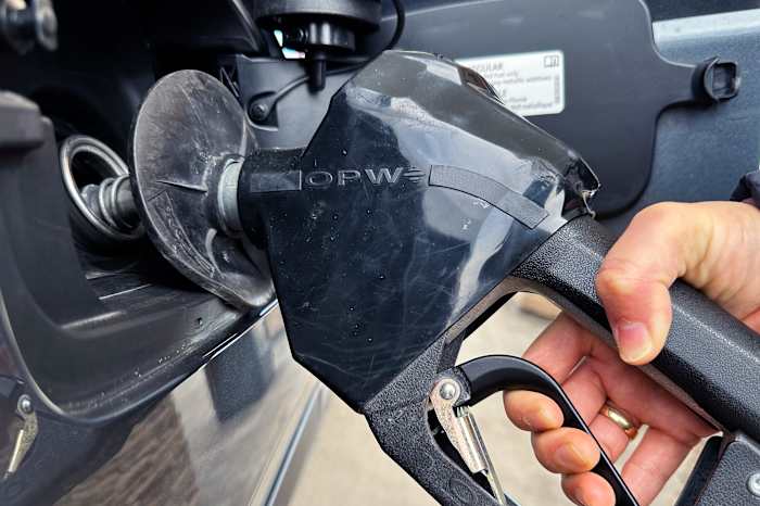 San Antonio gas prices fall 17.6 cents in the past week