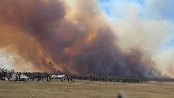 Viewers share Crabapple Fire pictures, videos on KSAT Connect