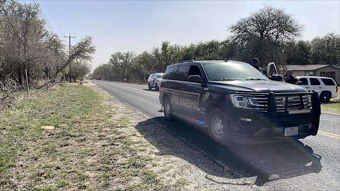 Authorities respond to fire in south Bexar County