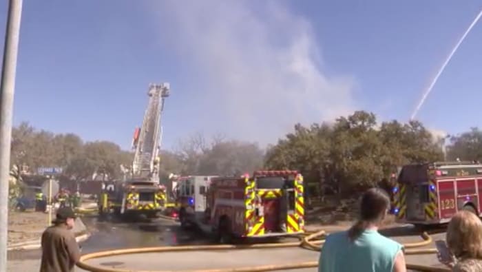 WATCH LIVE: San Antonio firefighters respond to house fire on West Side