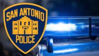 Police chase on Southwest Side ends with officer firing shots, 2 suspects detained, SAPD says