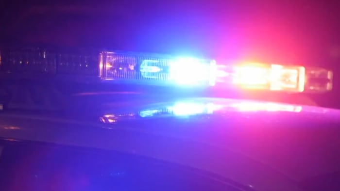 Multi-vehicle crash shuts down highway on East Side early Monday, SAPD says
