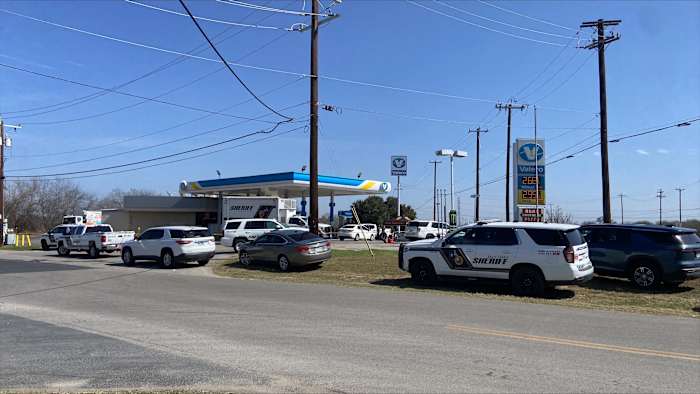 WATCH LIVE: BCSO provides details on fatal shooting at gas station in SE Bexar County