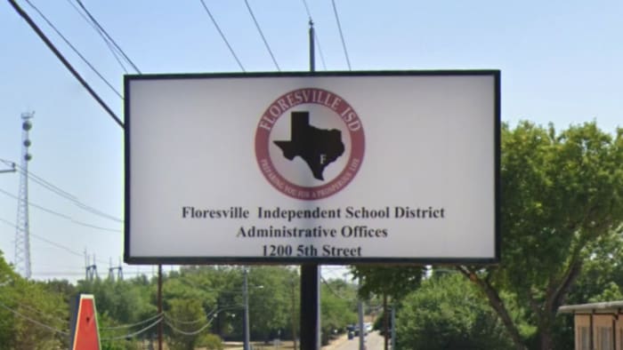 Floresville ISD officials unanimously approve 4-day school week calendar