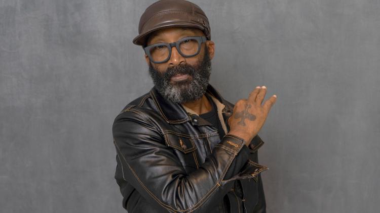 D'Wayne Wiggins dies at 64 after yearlong battle with bladder cancer