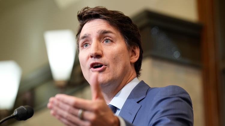 Trudeau expects a trade war between Canada and the US for the 'foreseeable future'