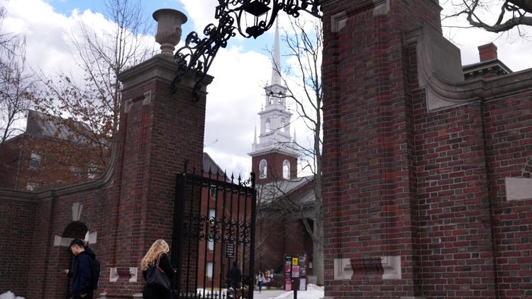 Harvard expands financial aid, says tuition will be free for families making $200k or less