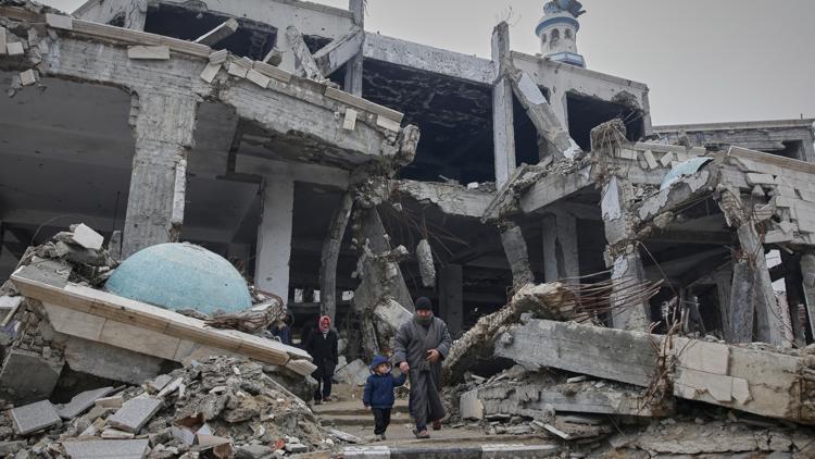 Israeli strikes across Gaza hit multiple homes, killing at least 85 Palestinians