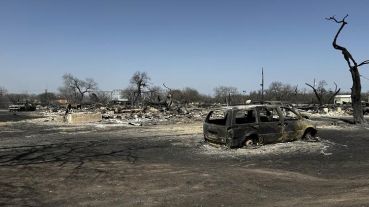 VIDEO: Sinton evacuees return home after fires