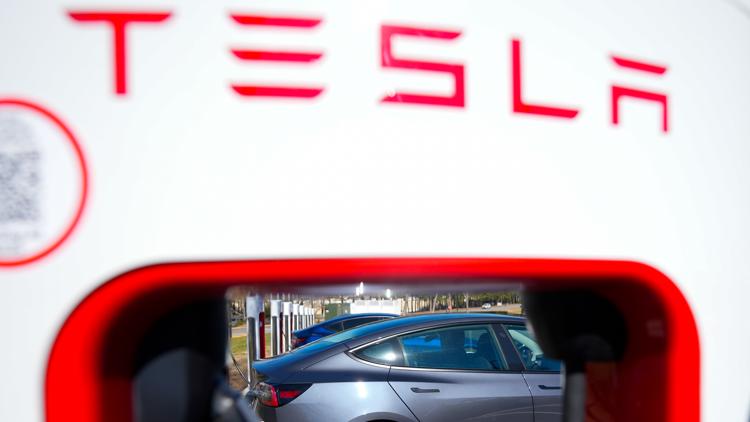 A man torches Tesla chargers in South Carolina and catches his clothes on fire