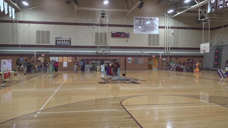 Midland Legacy hosts International Expo displaying multiple cultures