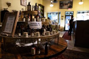 "See how we do things": Austin cannabis shop invites Texas lawmakers wanting to ban THC