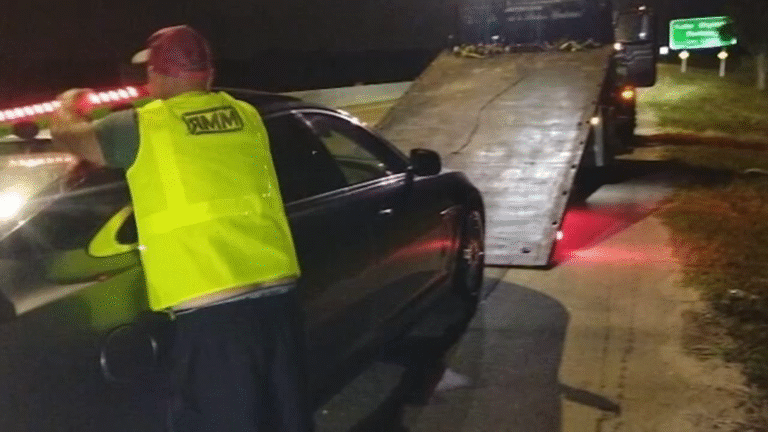 'They robbed me without a gun': Southwest Houston man says a tow truck driver stole his car