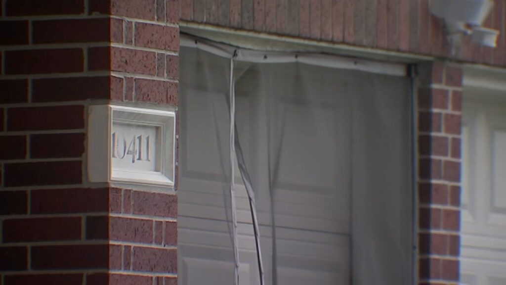 Man accused of injuring dad, fatally stabbing mom on Mother's Day in W. Houston, court records say