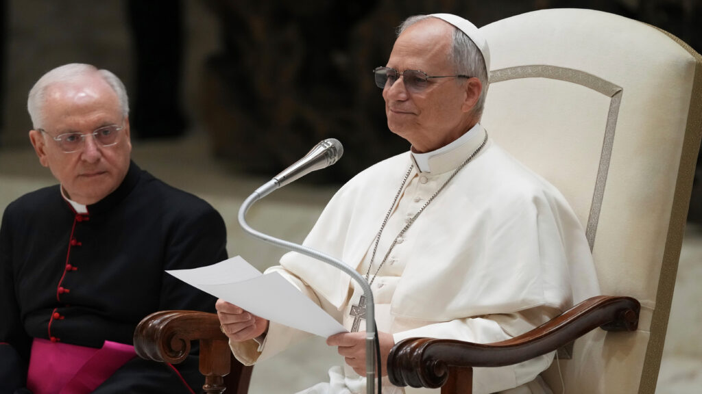Pope Leo XIV urges release of imprisoned journalists, affirms gift of free speech and press