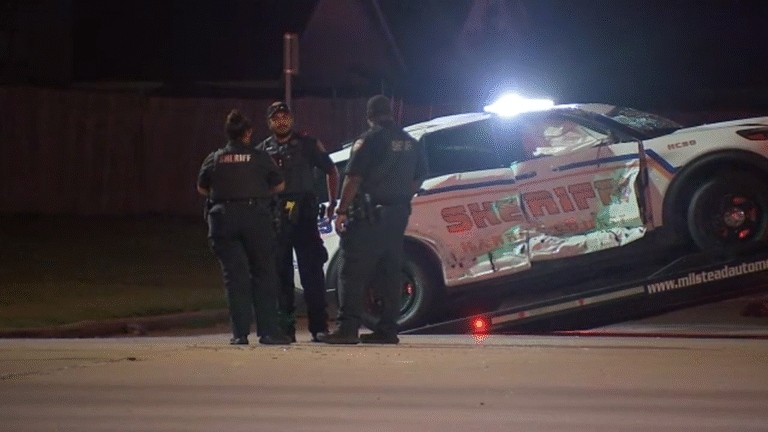 HCSO deputy injured in crash when driver allegedly runs red light in NW Harris County