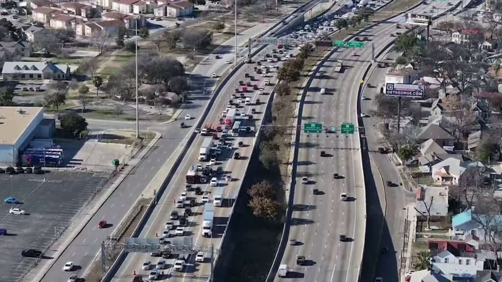 Latest timeline for Loop 1604 North Expansion construction shows soon-to-open segment