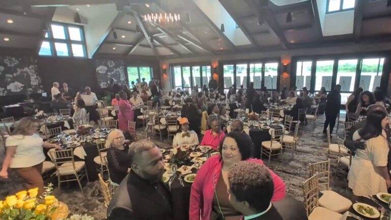 MLK Jr. Commission raises $160,000 in scholarships for 27 students