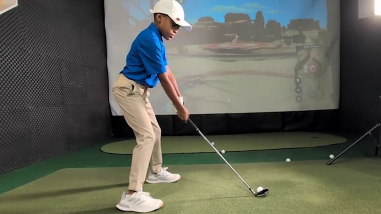 Swing away: Flamingo Club on South Side gives kids new opportunities to play golf for free