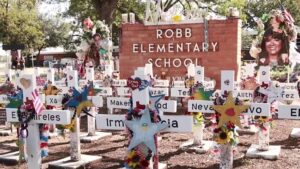 Uvalde’s new mayor discusses honoring Robb Elementary shooting victims and addressing city’s ‘needs’