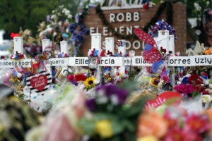 Uvalde community to hold candlelight vigil in honor of Robb Elementary School shooting victims
