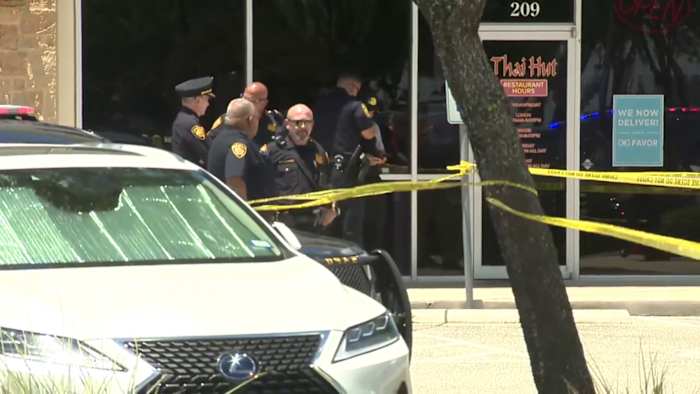 Officers respond to North Side shooting, SAPD says