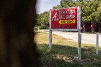 In bail talks, lawmakers close in on Texas GOP goal of keeping defendants in jail