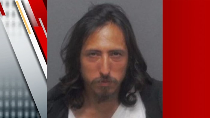 Man charged with impersonating an officer in attempted theft on South Side, SAPD says