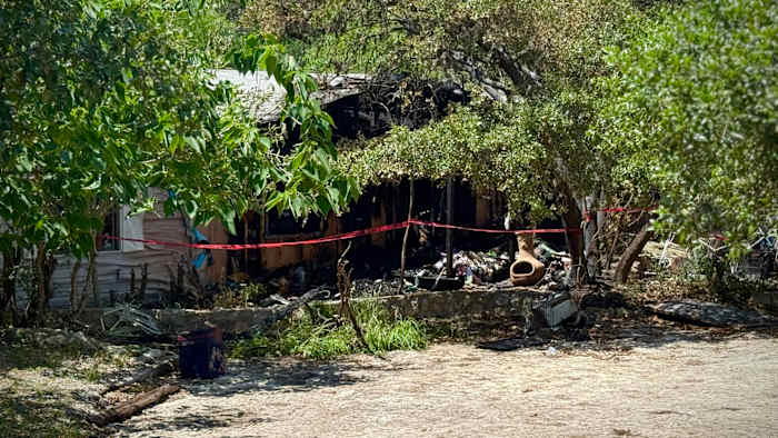 ‘Very traumatic situation’: Rescuer reacts to far west Bexar County house fire that killed 6 dogs