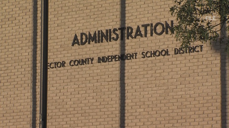 ECISD high school early graduate juniors, some seniors might not walk during May graduation ceremony due to delayed TEA results
