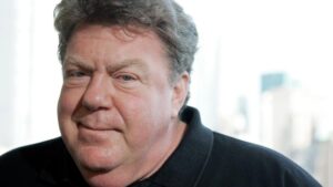 'Cheers' star George Wendt has died