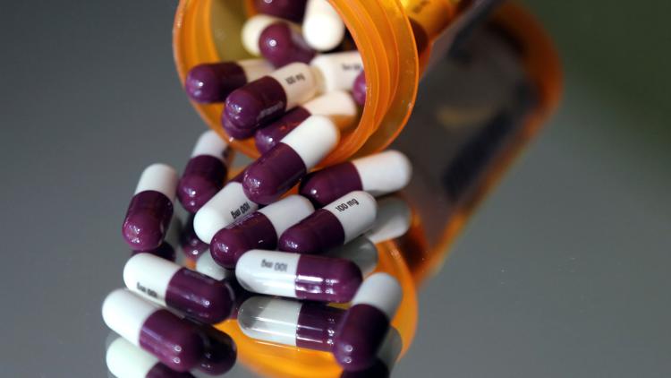 Pharmaceutical industry criticizes the drug pricing plan Trump says he'll sign