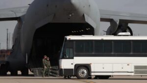 A federal judge orders the Trump administration to return a Guatemalan deported to Mexico to the US