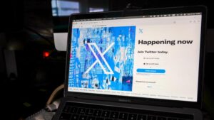 Is X down? Thousands of users report issues with social media platform