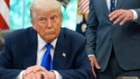 Trump, South African leader to meet after US accepts refugees
