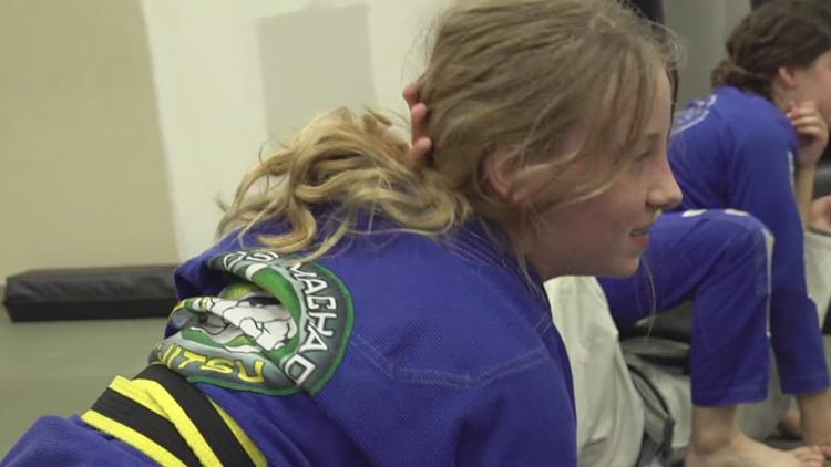 Local 11-year-old honored with national award for rescuing her family after car accident