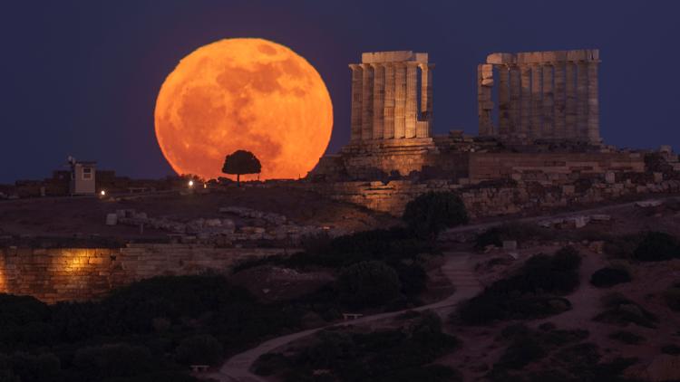 Flower moon: Here's how to see May's full moon