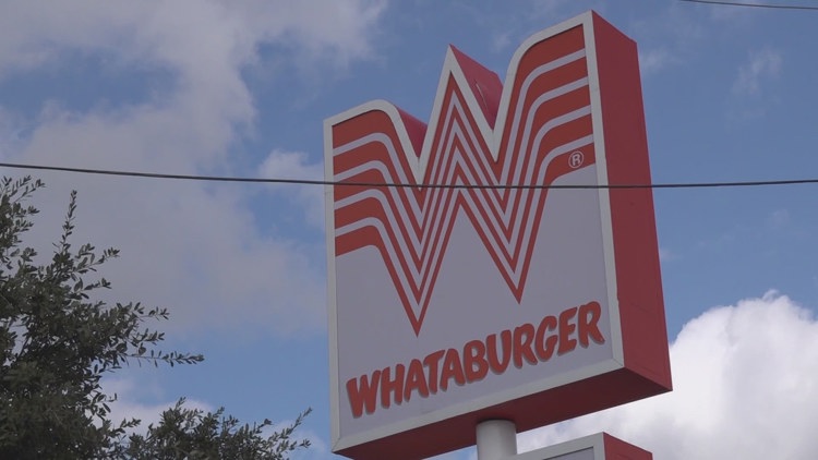 Texas man sues Whataburger for nearly $1 million after burger had onions on it