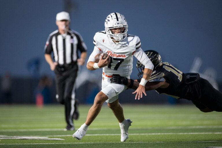 dumas-vs-bushland-football-jpegJoe-pps-7